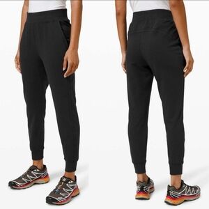 Lululemon Black Speckle LA Womens Jogger Size W 30"